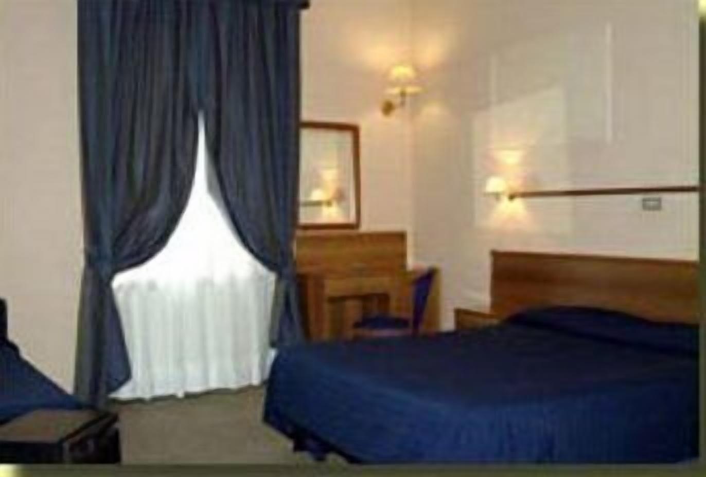 Hotel Porziuncola Assisi Bagian luar foto