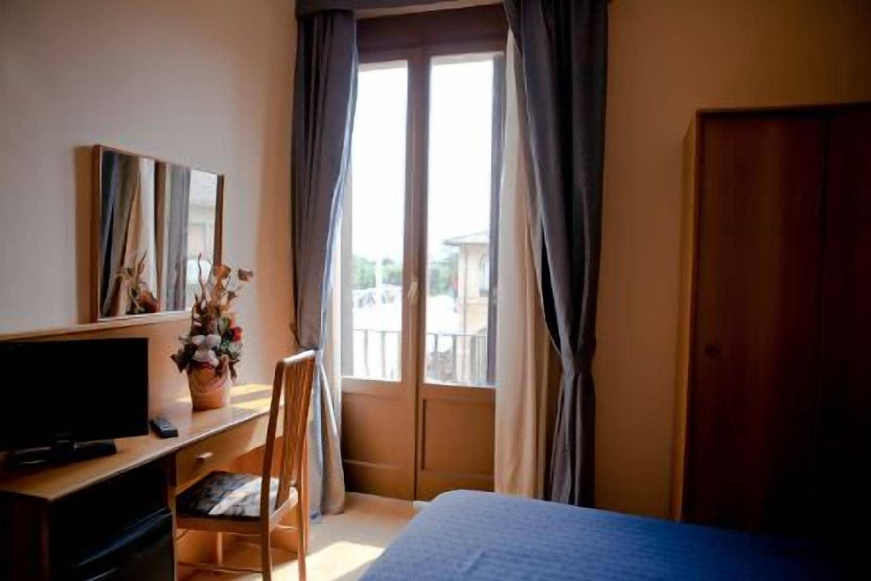 Hotel Porziuncola Assisi Bagian luar foto