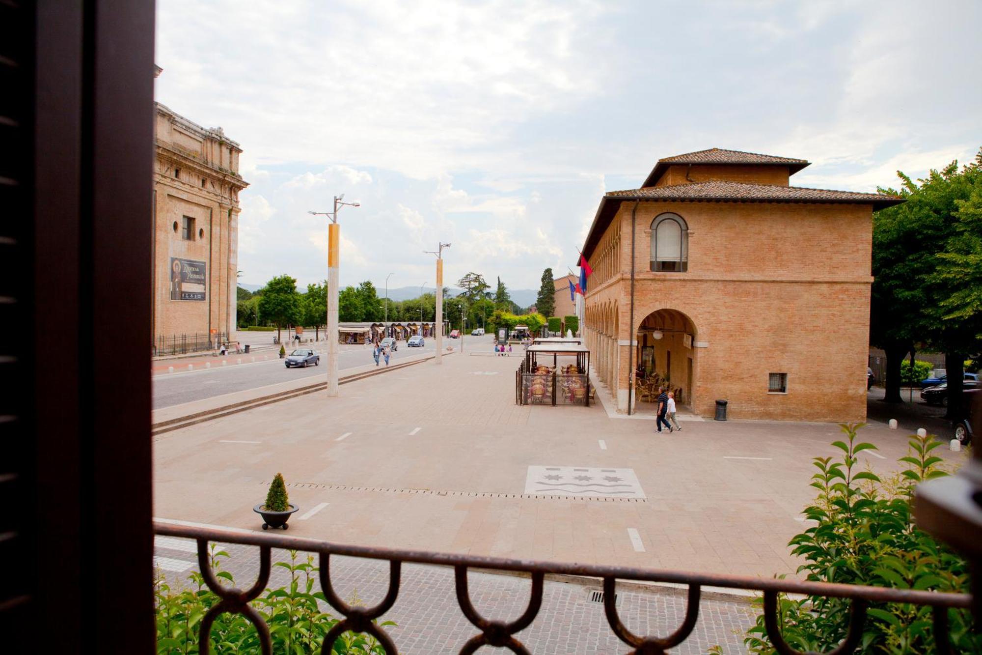 Hotel Porziuncola Assisi Bagian luar foto